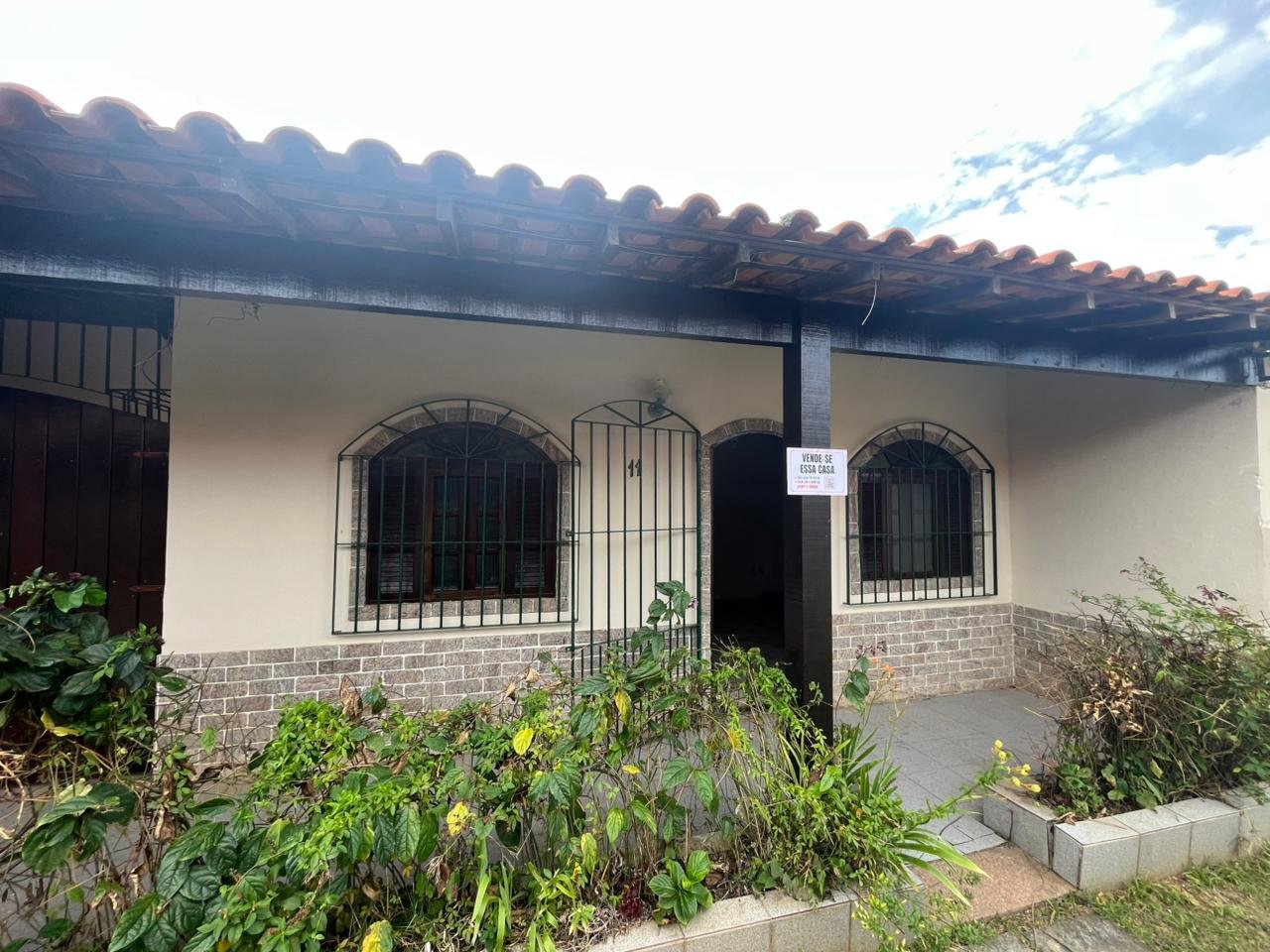 Casa em condomínio perto da Praia por R$ 320.000