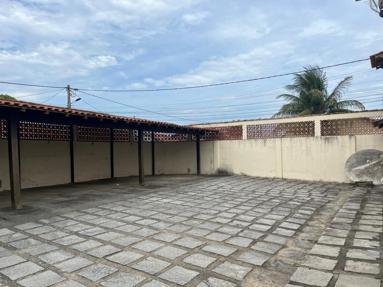 Casa em condomínio perto da Praia por R$ 320.000