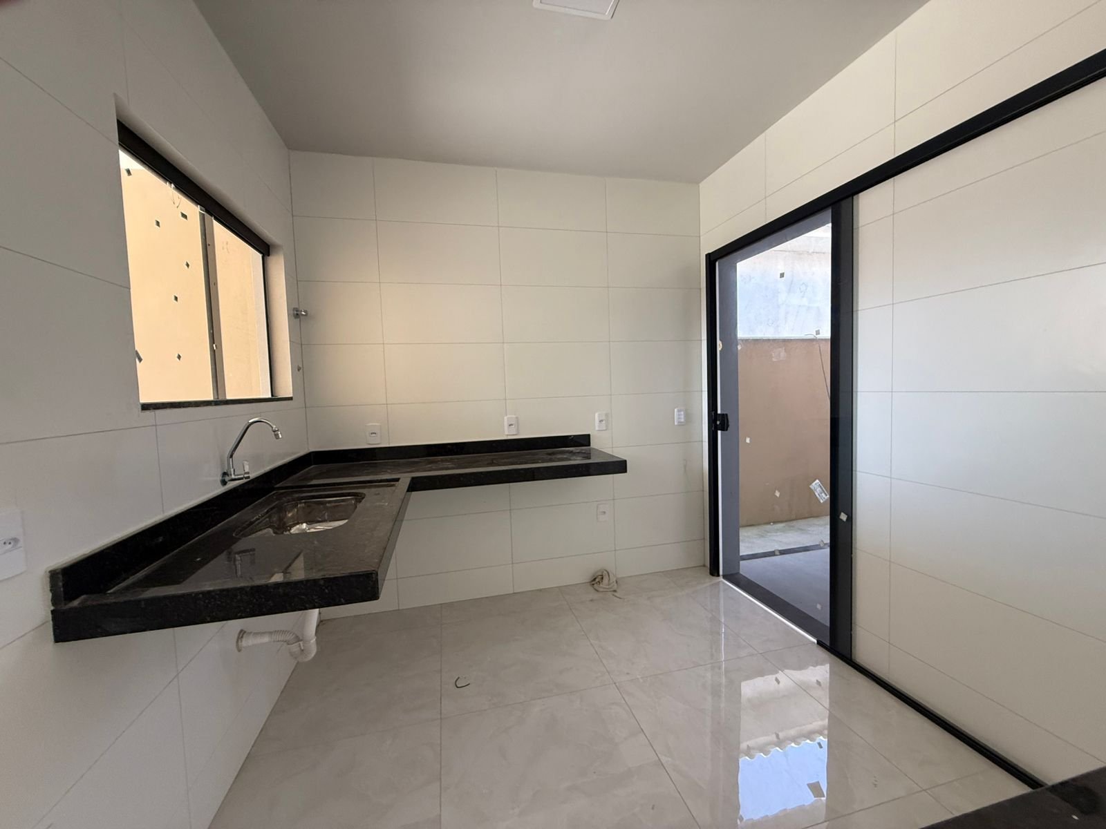 Excelente casa no Centro de Iguaba por R$ 400.000