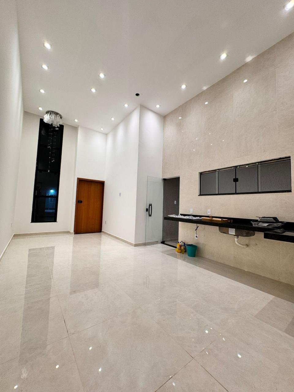CASA DE LUXO EM IGUABA GRANDE