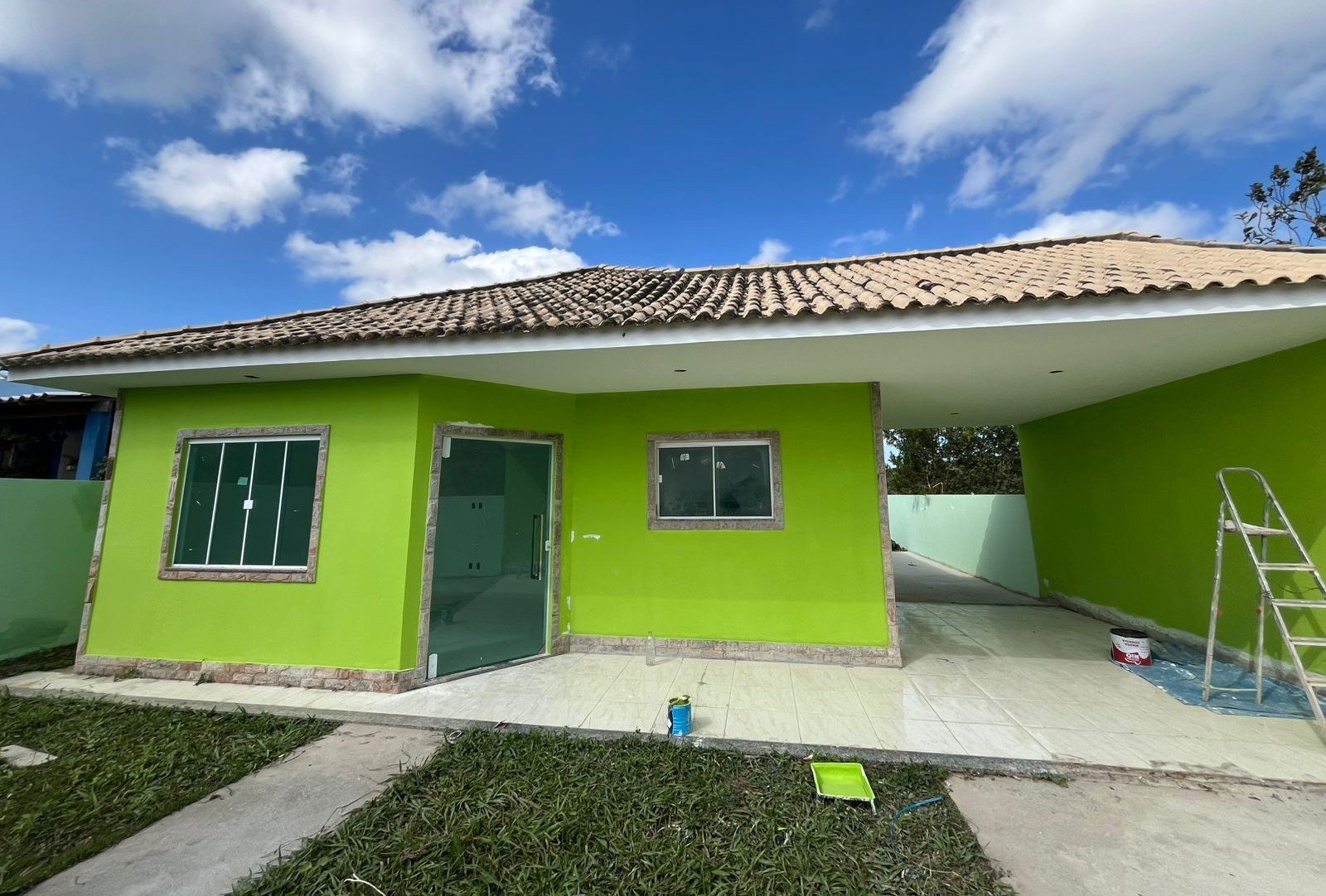 Excelente casa de 3 quartos por apenas 320 mil
