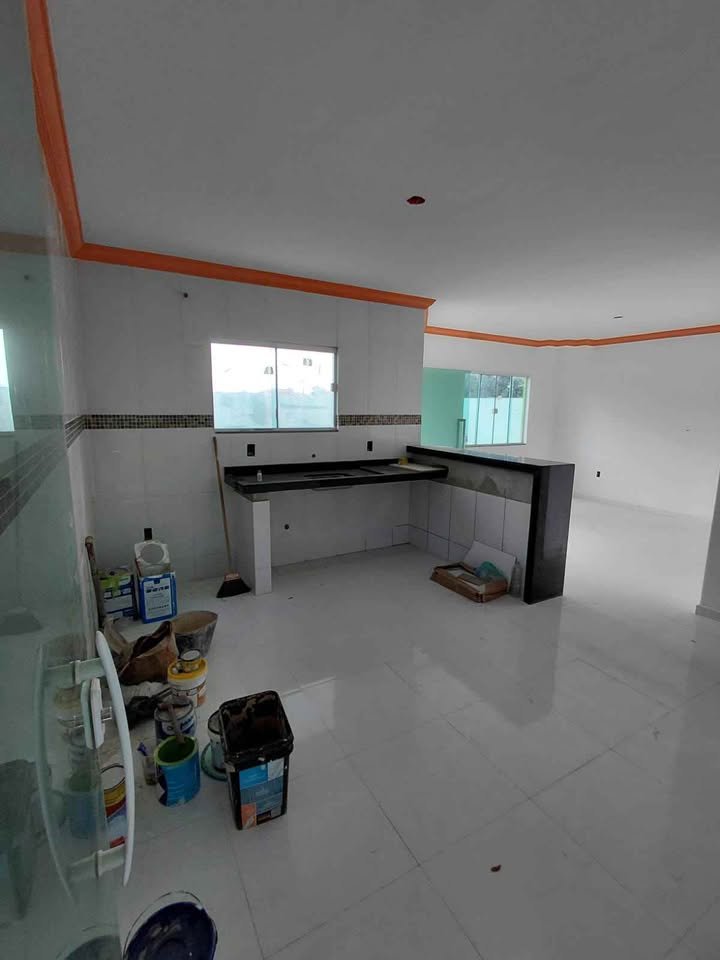 Excelente casa de 3 quartos por apenas 320 mil