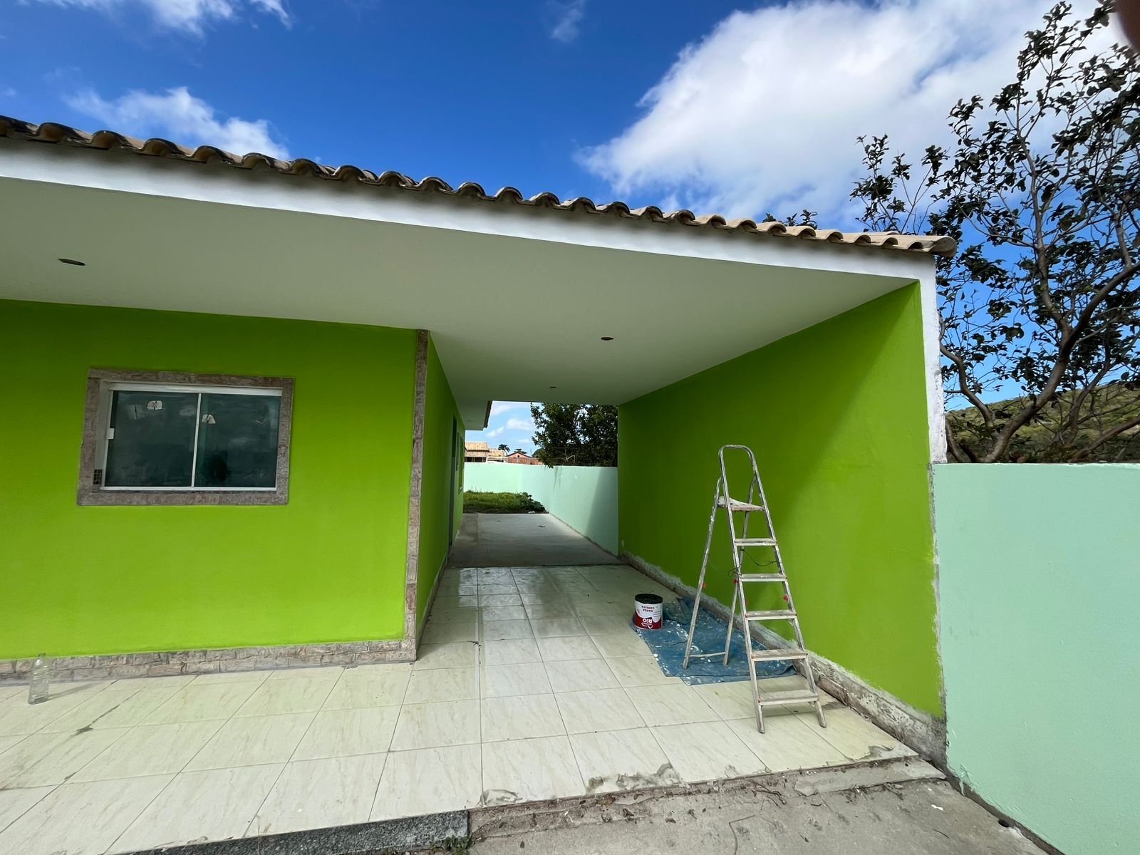 Excelente casa de 3 quartos por apenas 320 mil