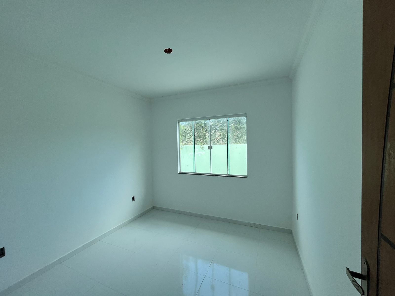 Excelente casa de 3 quartos por apenas 320 mil