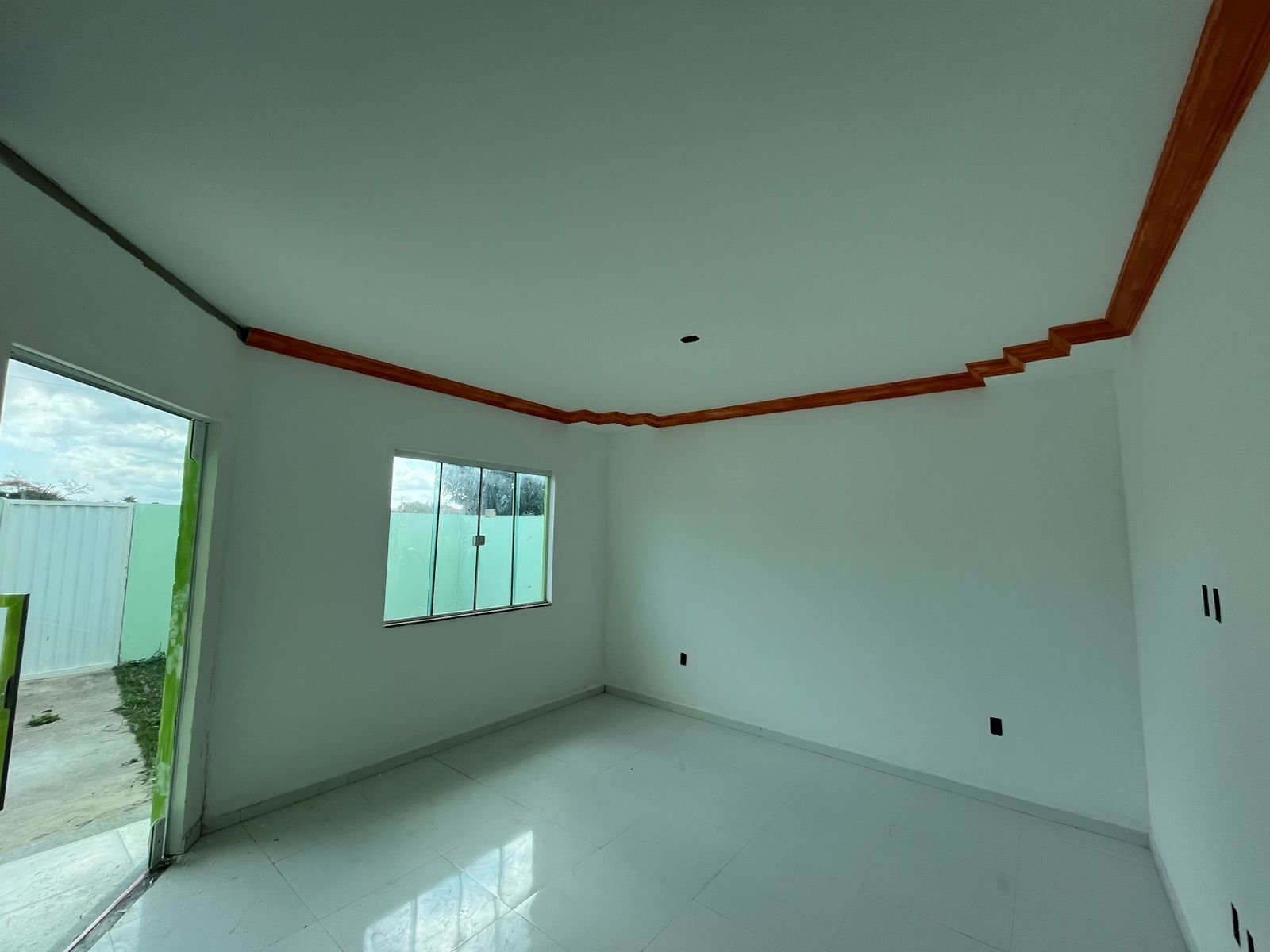 Excelente casa de 3 quartos por apenas 320 mil