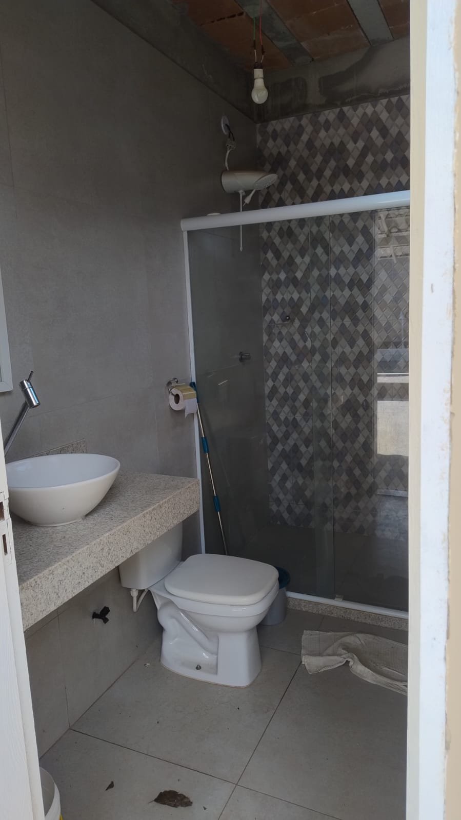 Excelente casa no bairro Canellas City por R$ 390.000