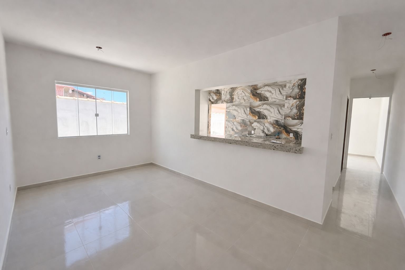 Casa com 2 quartos por apenas R$ 380.000
