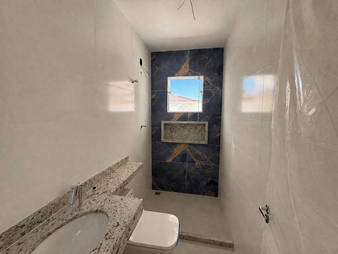 Casa com 2 quartos por apenas R$ 380.000