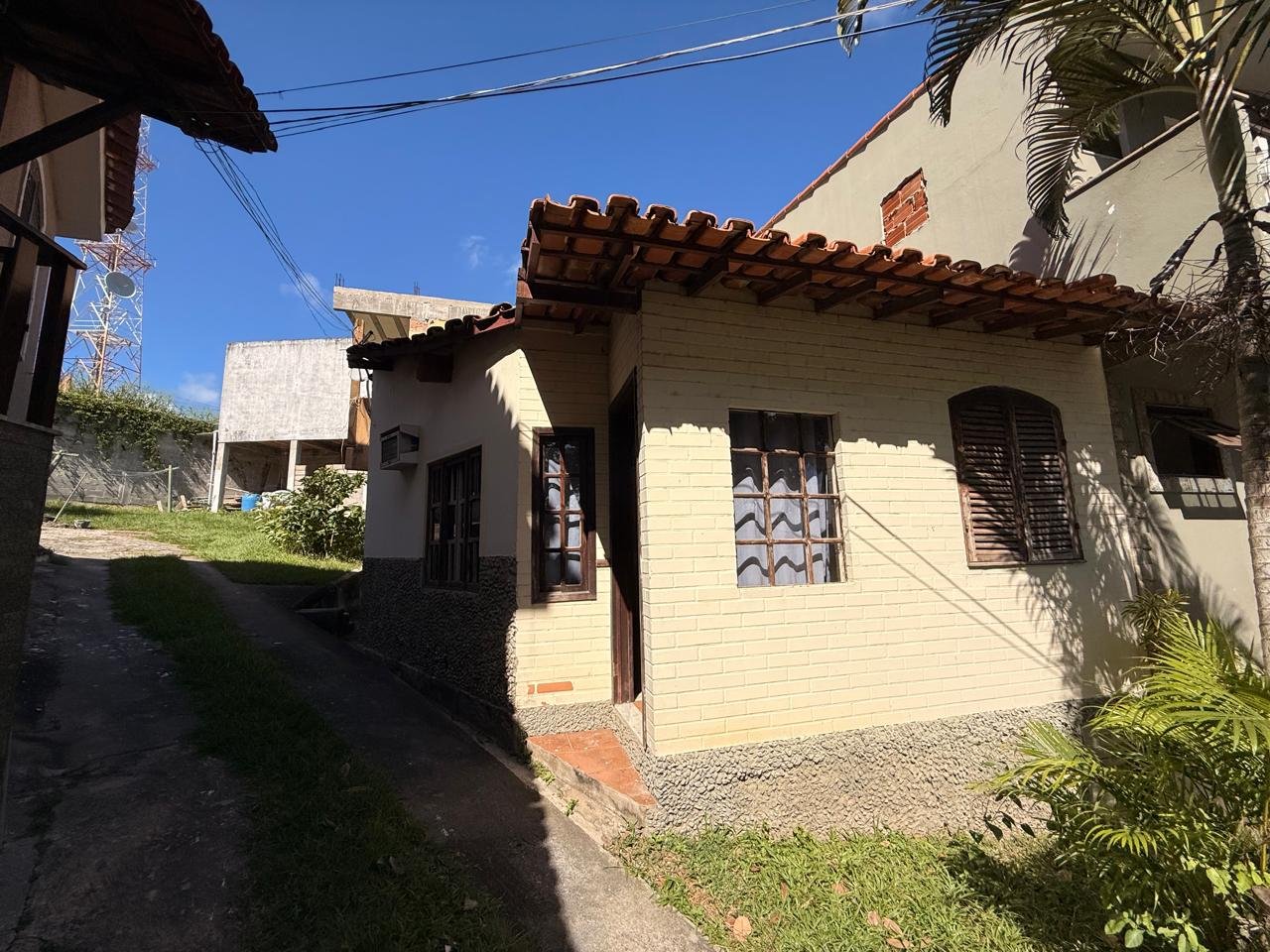 Oportunidade em Condomínio Fechado