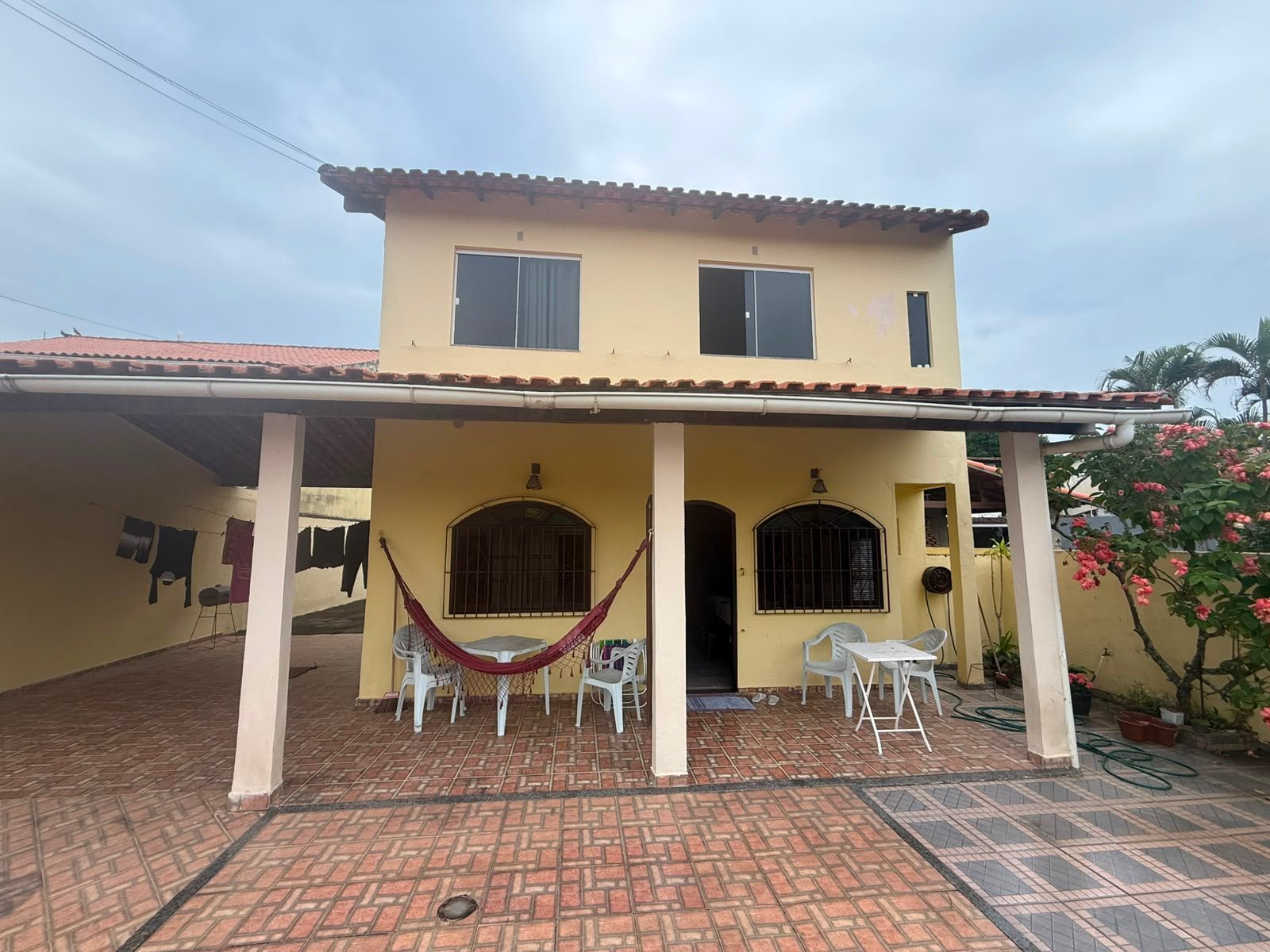 CASA COM 4 QUARTOS CANELLAS CITY POR R$ 400.000