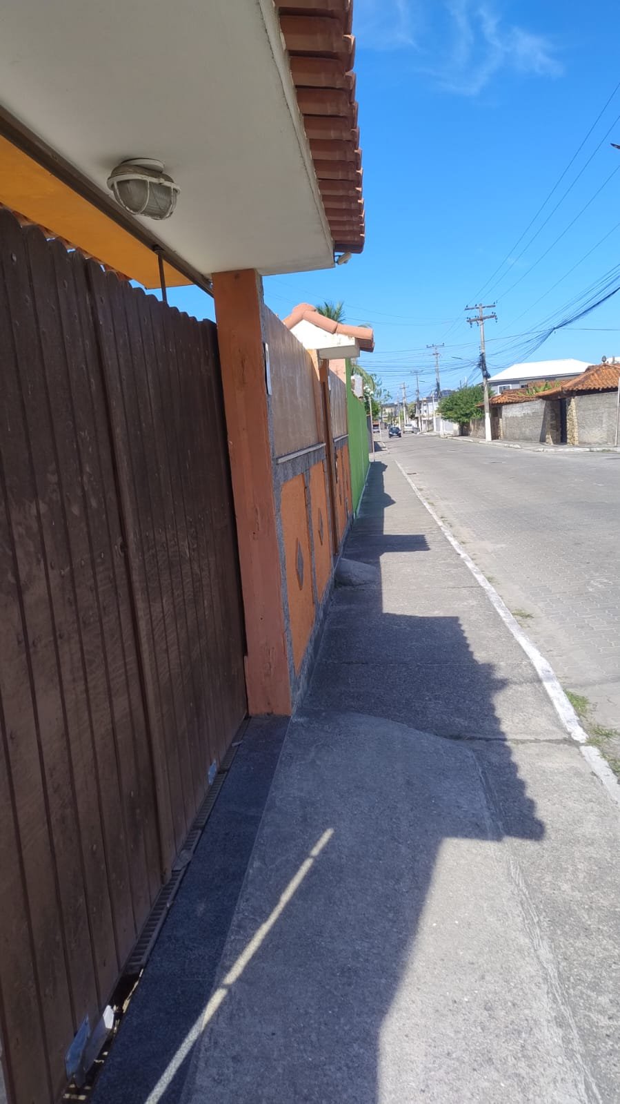 CASA À VENDA – CENTRO DE IGUABA GRANDE | R$ 450.000,00
