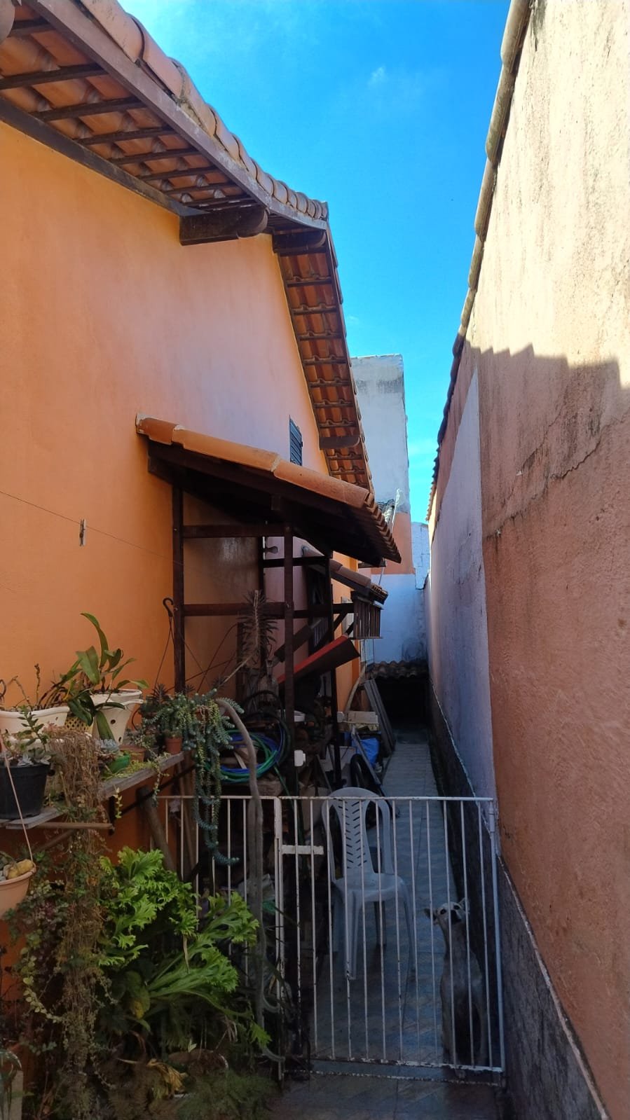 CASA À VENDA – CENTRO DE IGUABA GRANDE | R$ 450.000,00