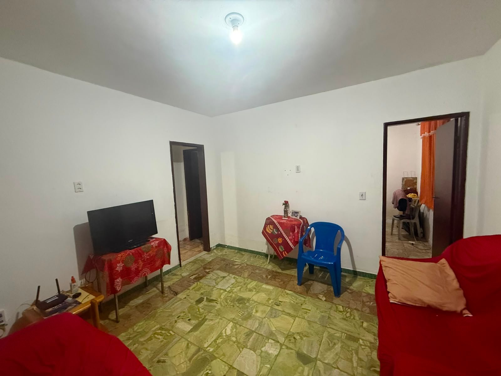 CASA À VENDA EM CIDADE NOVA Á 100m da Praia