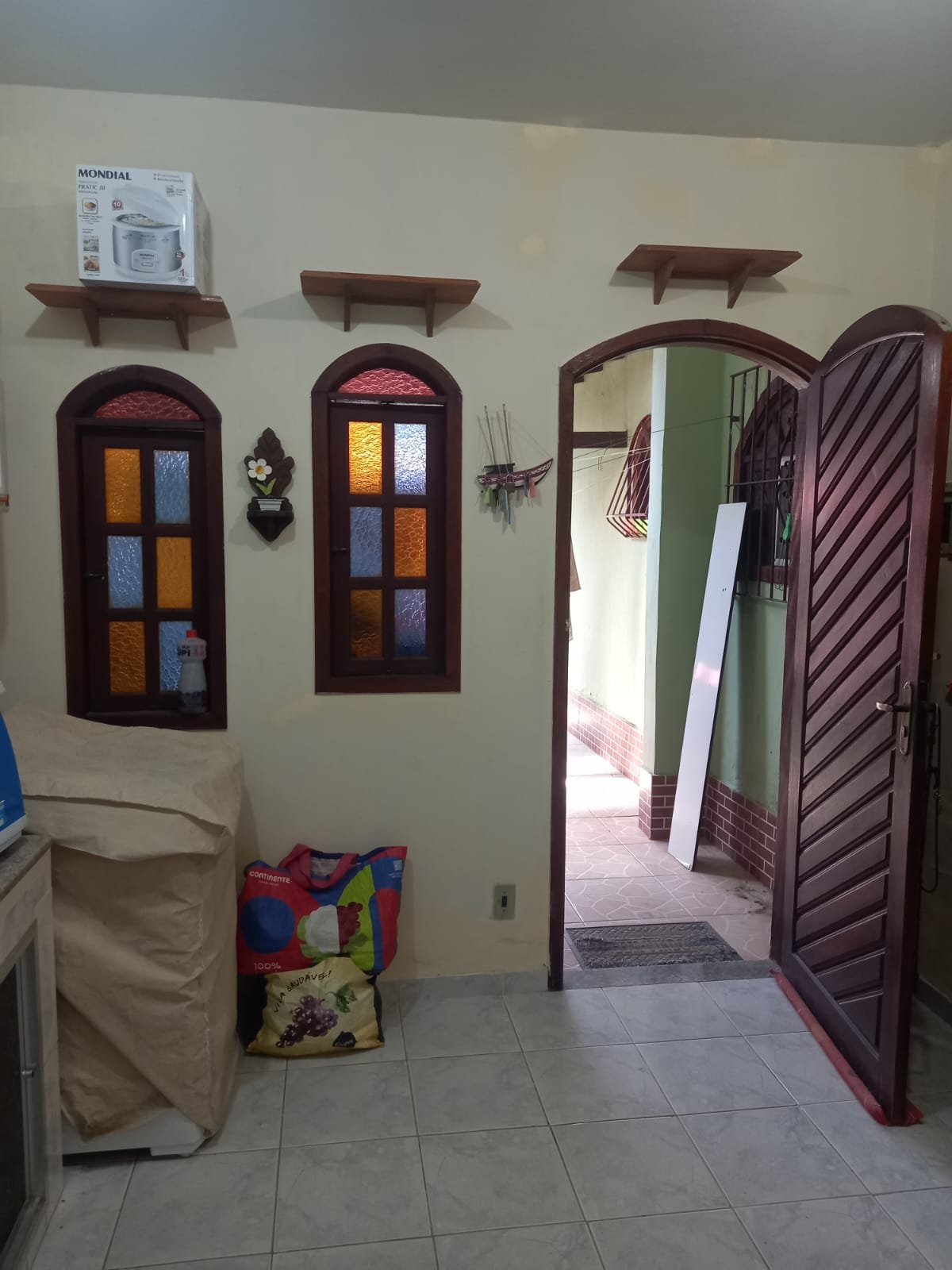 CASA À VENDA COM PISCINA NO PARQUE TAMARIZ