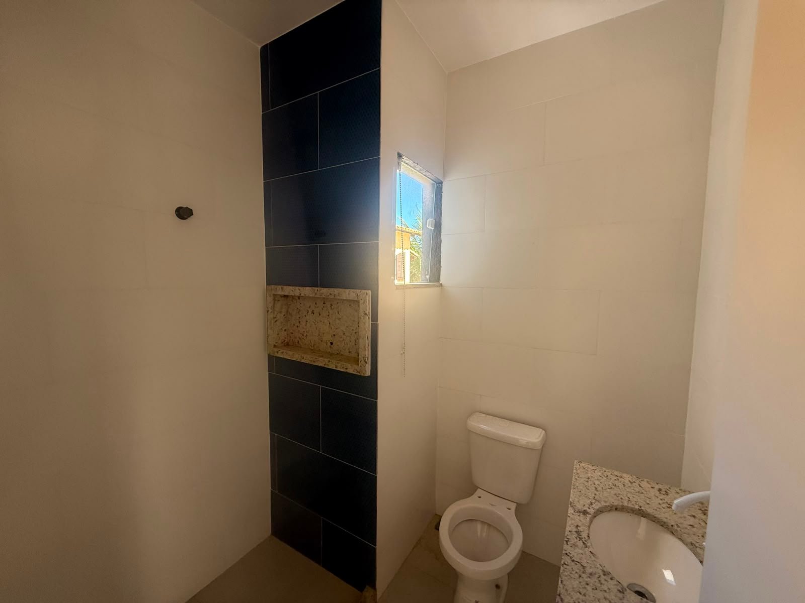 APARTAMENTO À VENDA – EM FRENTE À PRAIA DOS UBÁS |  R$ 350.000