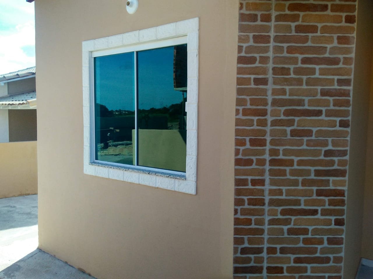 OPORTUNIDADE! CASA COM 2 QUARTOS - APENAS R$ 225.000