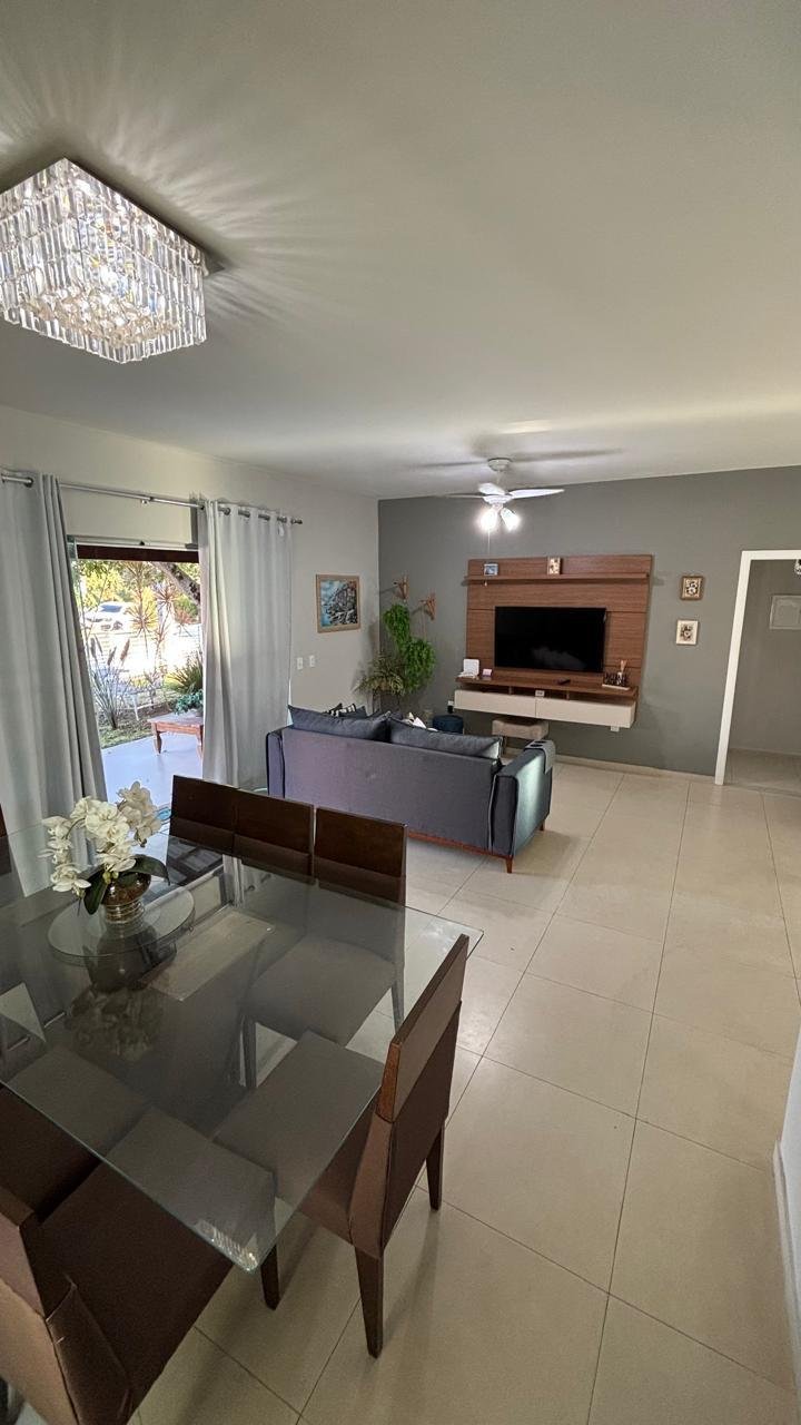 CASA PÉ NA AREIA PARA LOCAÇÃO UBÁS - R$ 3.000