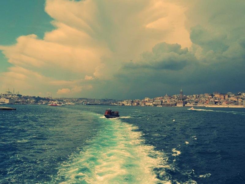 Galpão 650m² — Bairro Ubás, Localização Estratégica